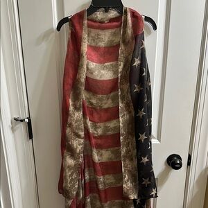 BNWOT One Size Patriotic American Flag Flowy Vest